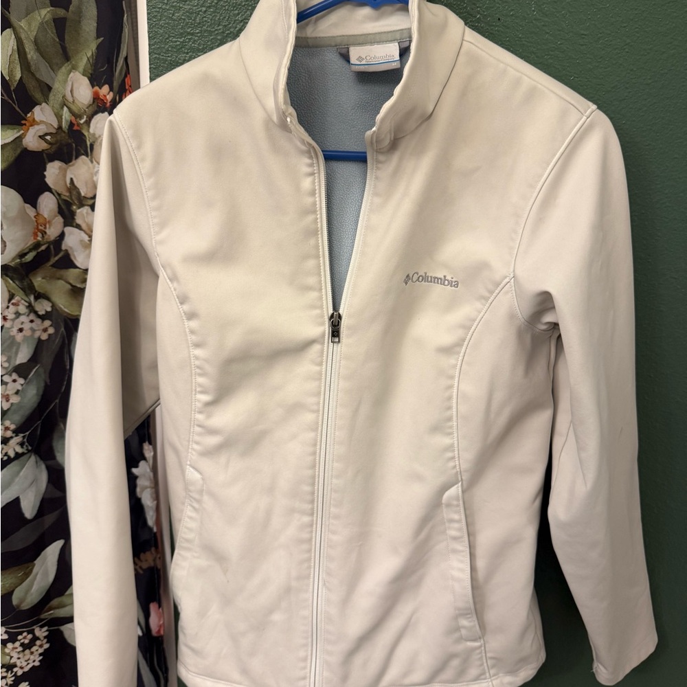 Columbia Women's Off-White jacket size M